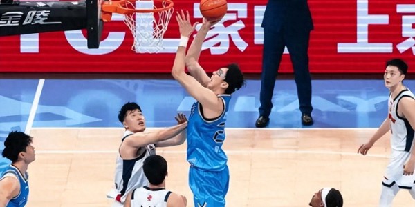 乐鱼平台入口服务-杜锋赛后爆雷人言论！名记：这样说不合适，球迷：荣誉不是甩责的借口|北京队|广东男篮|北京首钢|赛季|广东队_新浪体育_新浪新闻